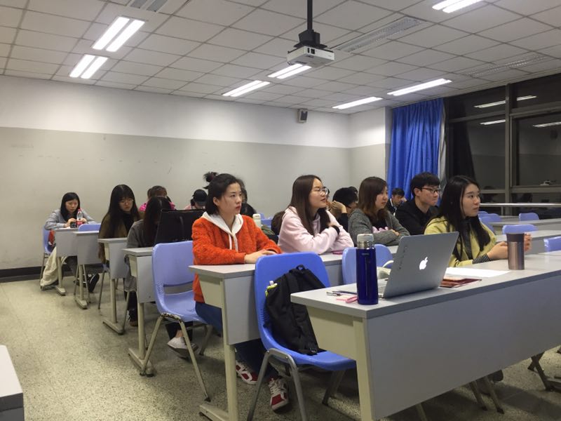 http://web.bsu.edu.cn/images/content/2018-04/20180411083419803389.jpg