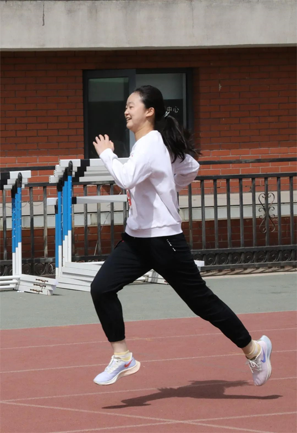 33adadbe26164986892ea453fbff62d5.png image.png