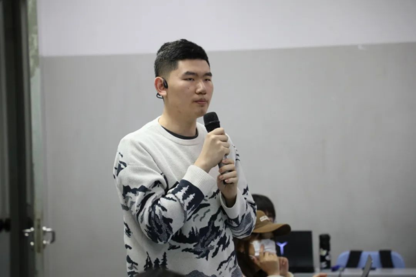 82eceb875d4c492e8cf81650198c00f3.png image.png